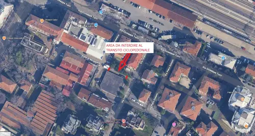 Chiusura del collegamento ciclopedonale tra via L. Chiesi e viale IV Novembre: stop al transito fino al 31 agosto 2026