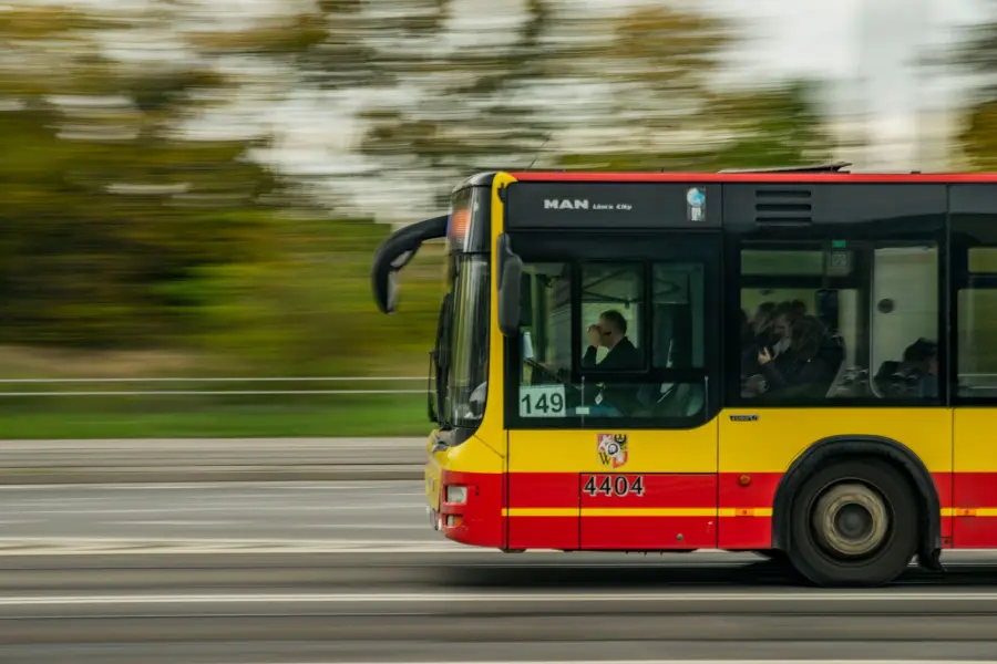 Bus, biglietto a 2 euro a Reggio Emilia, Modena e Piacenza