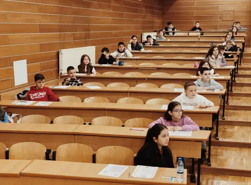 Reggio Emilia, Scuole aperte: 945 posti in 15 plessi